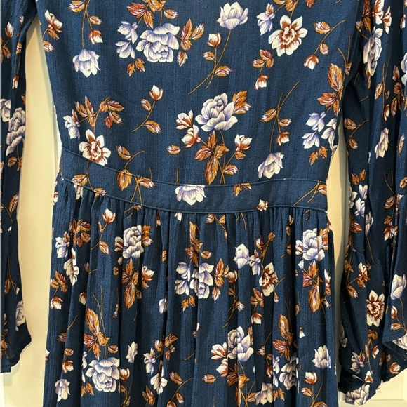 American Eagle - Bobo Wrap Dress - Picture 6 of 6